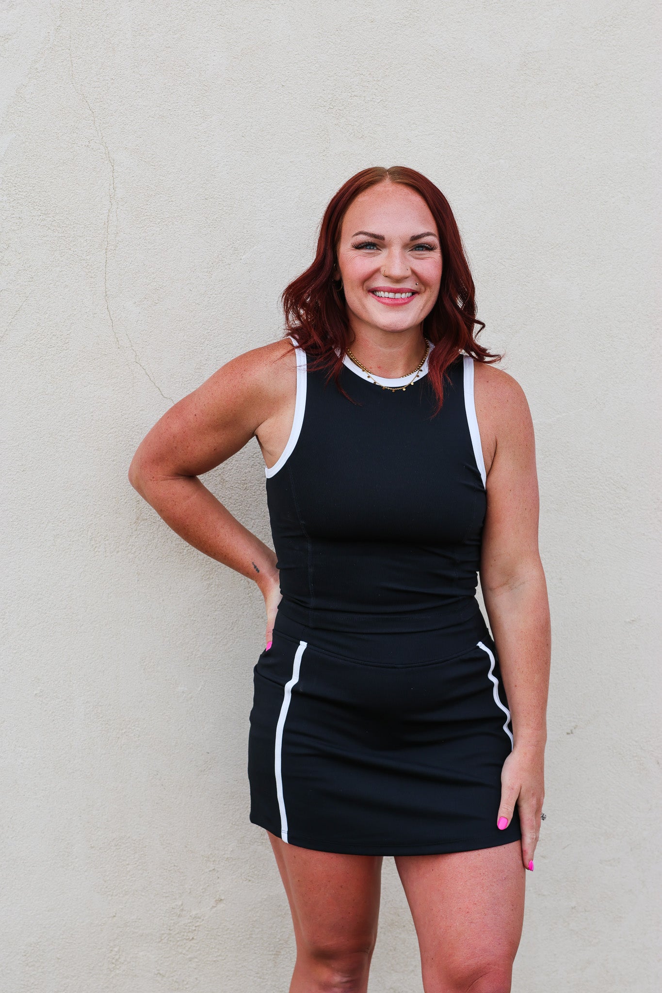 Thread Supply Black Tank