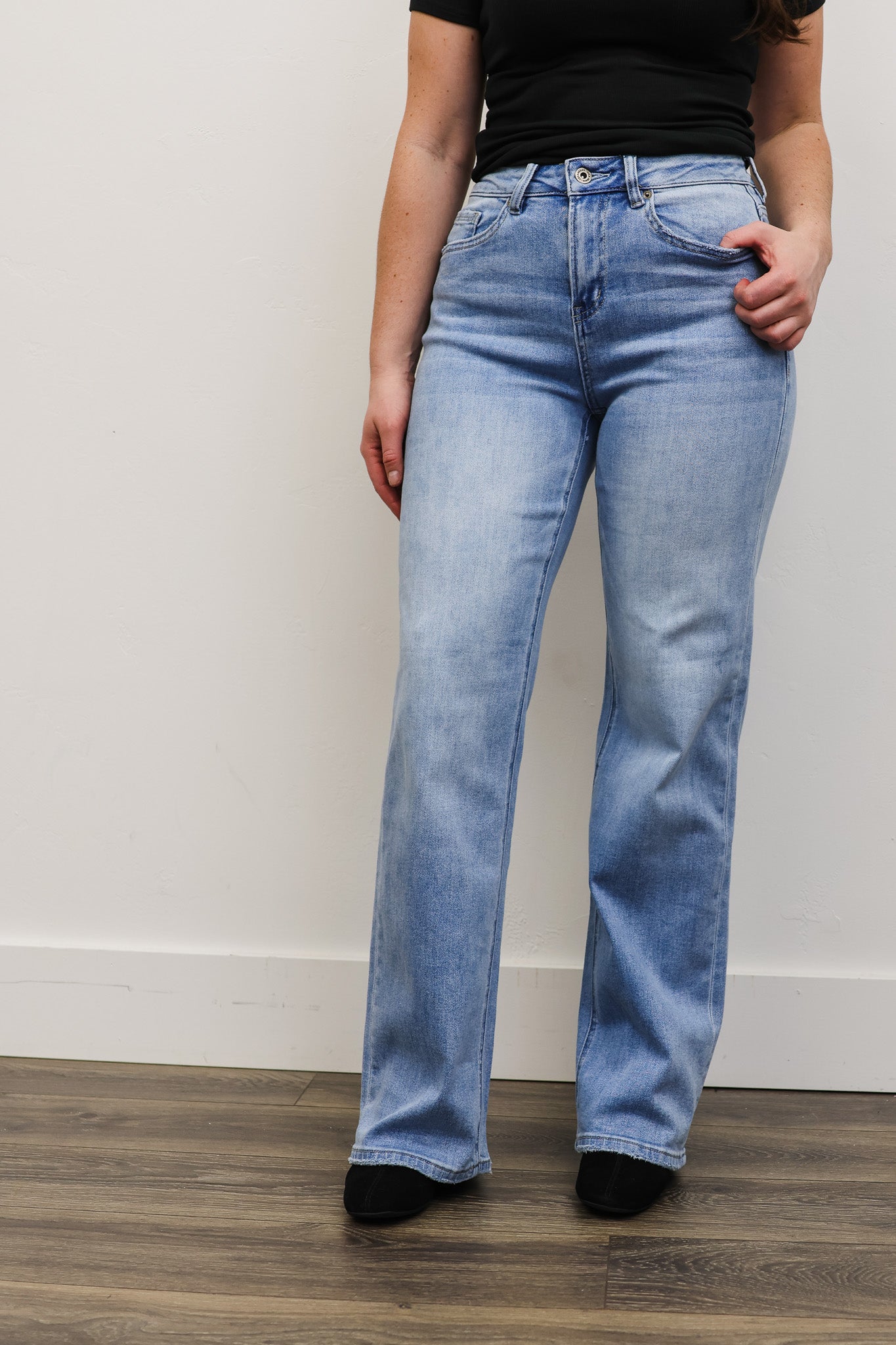 MICA Straight Loose Fit